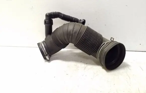 Volkswagen Golf Plus Air intake duct part 3C0129654P 03G103493D
