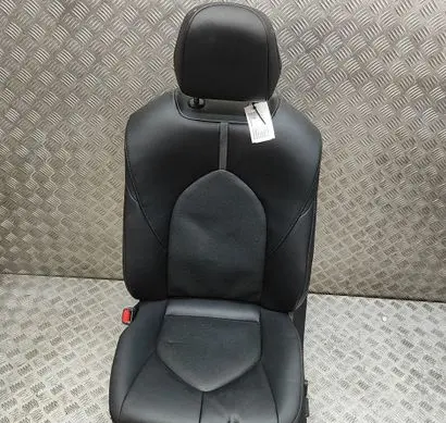 Toyota Camry VIII XV70 Front driver seat 7101433370 7202033440