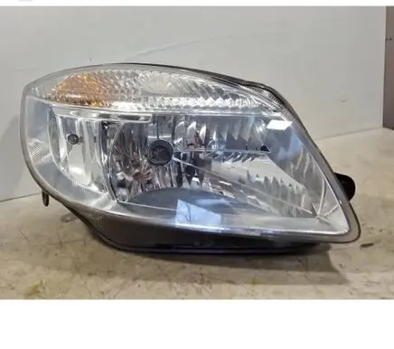 Skoda Fabia Mk2 (5J) Headlight/headlamp 