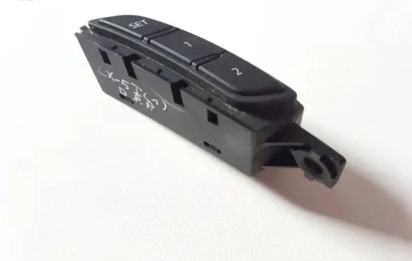 Mazda CX-5 Seat control switch FU25LG146 10096567