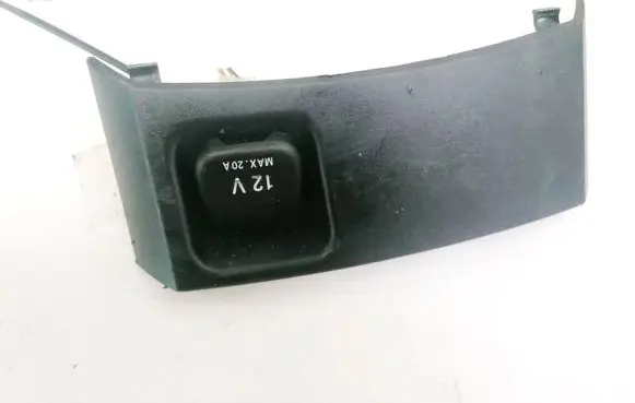Mercedes-Benz R W251 Cigarette lighter A2516890137