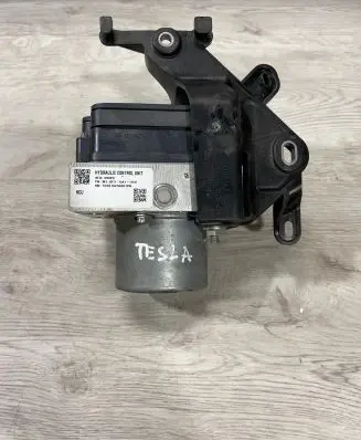 Tesla Model 3 ABS Pump 104474500B CTB210078038820 TG321025000TVR