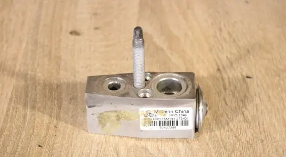 Air conditioning (A/C) expansion valve
