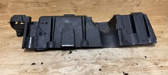 Engine cover (trim)
