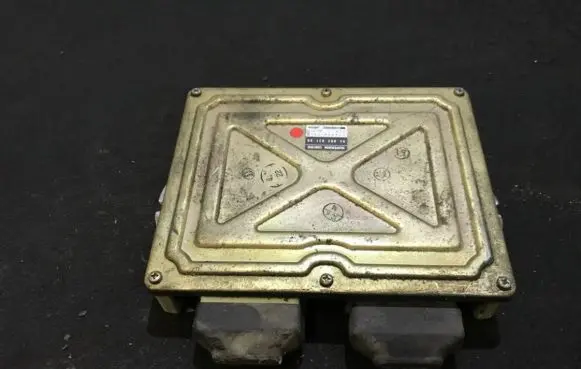 Peugeot 605 Engine control unit/module 9608383180 174000-7013