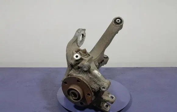 Audi A6 Allroad C6 Front wheel hub spindle knuckle 8R0505431F