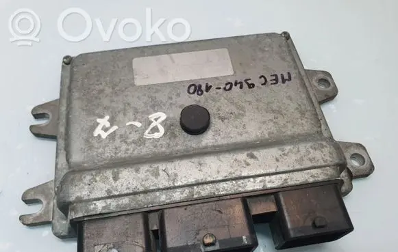 Nissan Qashqai Engine control unit/module MEC940180