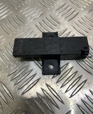 Audi A4 S4 B9 8W Keyless (KESSY) go control unit/module 4M0907247 33542501