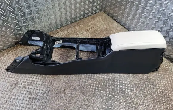 BMW 2 F44 Center console 6823558 9471519