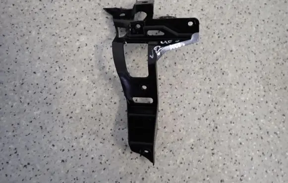Honda Civic Rear bumper mounting bracket 1301398121R