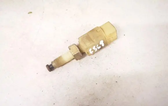 Audi A4 S4 B5 8D Brake pedal sensor switch 4a0945515a