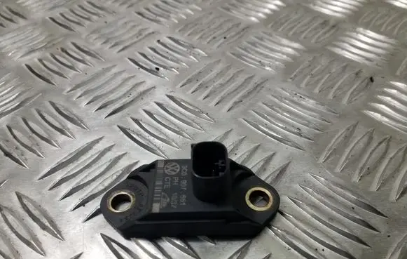 Volkswagen PASSAT CC Airbag deployment crash/impact sensor 3C0907651