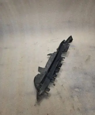 Audi A8 S8 D2 4D Intercooler air guide/duct channel 4D0121284A