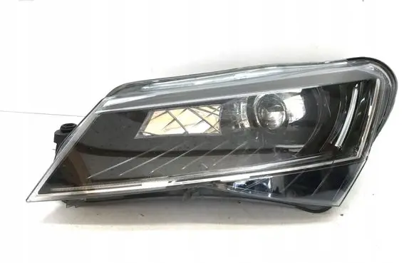 Skoda Superb B8 (3V) Headlight/headlamp 3V1941015A