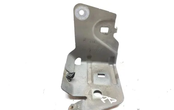 Renault Espace V (RFC) Fender mounting bracket 620431592R 4415