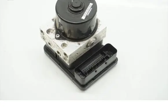 BMW 3 E90 E91 ABS Pump 6789301 6789300