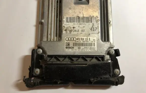 Audi A6 S6 C6 4F Engine control unit/module 4F2910115B 0261S02291