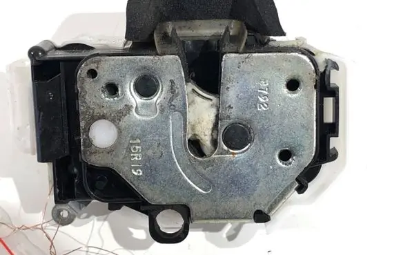 Fiat Doblo Rear door lock 519103490
