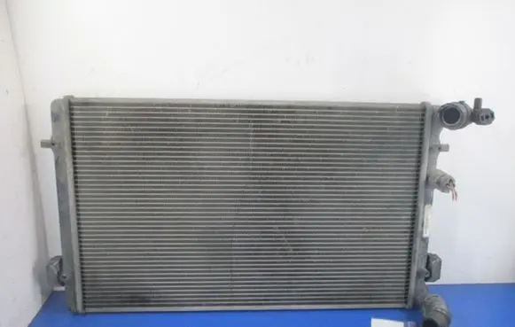 Seat Toledo II (1M) Coolant radiator 1J0121253P