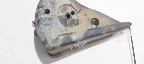 Volvo S70 V70 V70 XC Engine mounting bracket