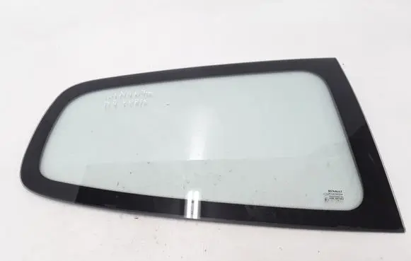 Renault Twingo II Rear side window 8200648279