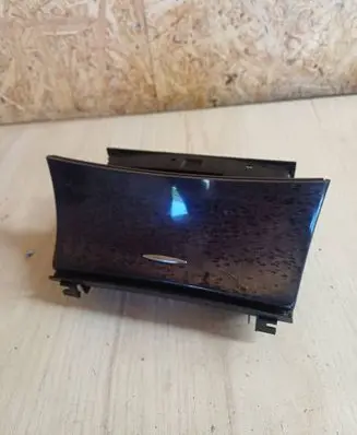 Car ashtray