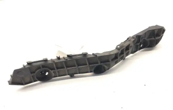 Toyota Yaris Cross Rear bumper mounting bracket 525750D470