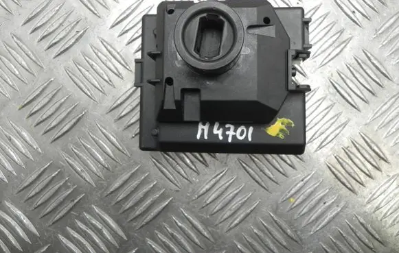 Mercedes-Benz C AMG W205 Ignition lock A2229000012 M4701