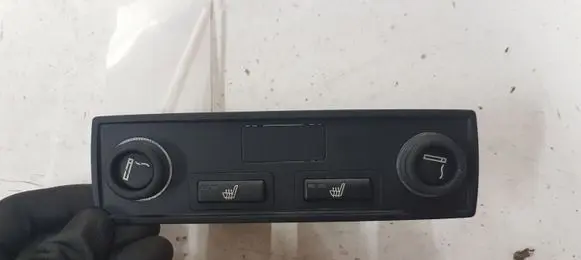 BMW X5 E70 Seat heating switch 6988957 246587