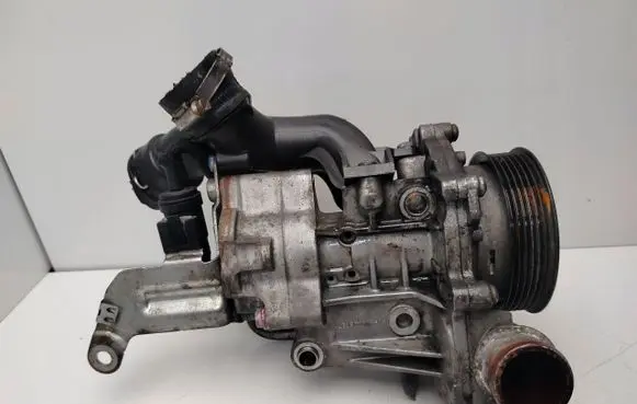 Mercedes-Benz E W212 Water pump A6512001107