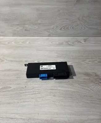 BMW 7 F01 F02 F03 F04 Gateway control module 9321878