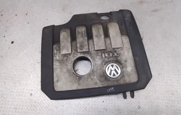 Volkswagen Touran I Engine cover (trim) 03G103925BG