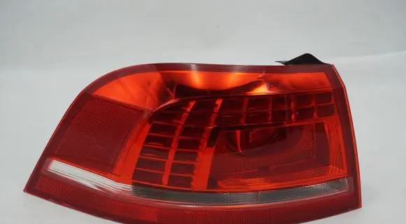 Volkswagen PASSAT B7 Rear/tail lights 3AF945207