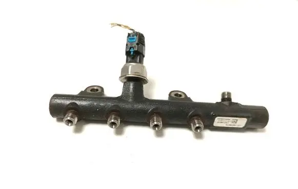 Renault Kadjar Fuel main line pipe 175210651R
