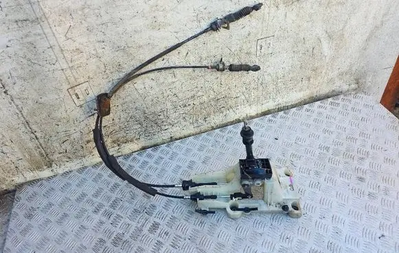 Mitsubishi ASX Gear shifter/selector 
