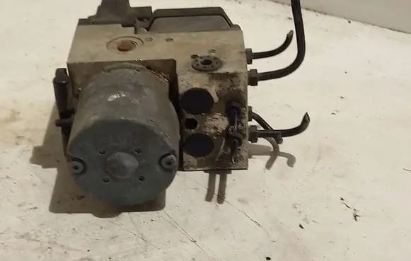 Audi A6 S6 C5 4B ABS Pump 8E0614111C 0265220411