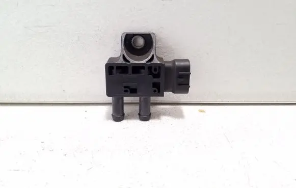 Mitsubishi L200 Exhaust gas pressure sensor 1865A364