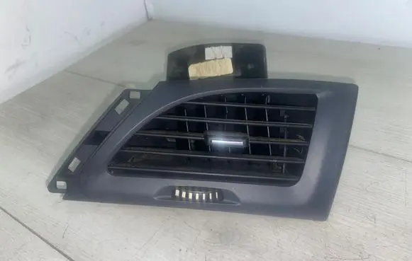 Renault Megane II Dashboard side air vent grill/cover trim 1842021