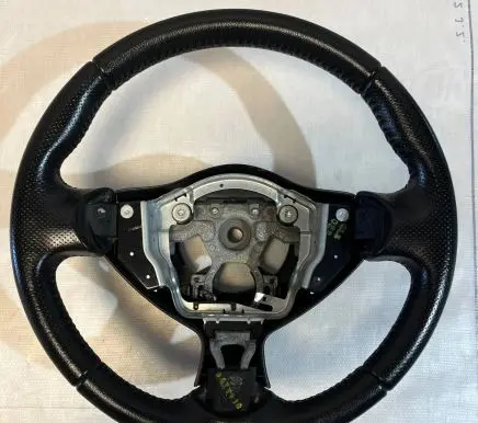 Nissan Juke I F15 Steering wheel 34126715A