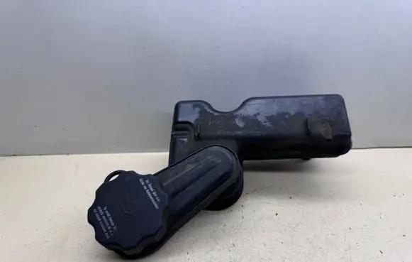 Audi A2 Oil fill pipe 8Z0115373A 8Z0115373