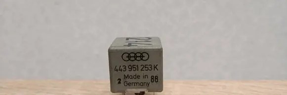 Audi A6 S6 C5 4B Other relay 443951253K