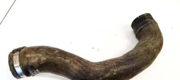 Opel Zafira B Intercooler hose/pipe 315840884