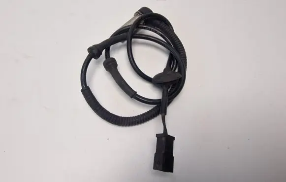 Audi A4 S4 B5 8D ABS brake wheel speed sensor 8D0927803