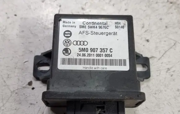 Volkswagen PASSAT B6 Light module LCM 5M0907357C