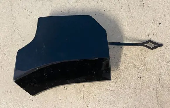 BMW X4 G02 Front tow hook cap/cover 8081859