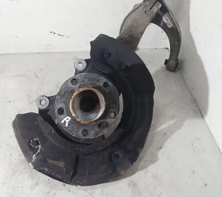 BMW 5 F10 F11 Front wheel hub spindle knuckle