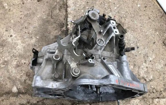 Suzuki Vitara (LY) Manual 6 speed gearbox ZFB