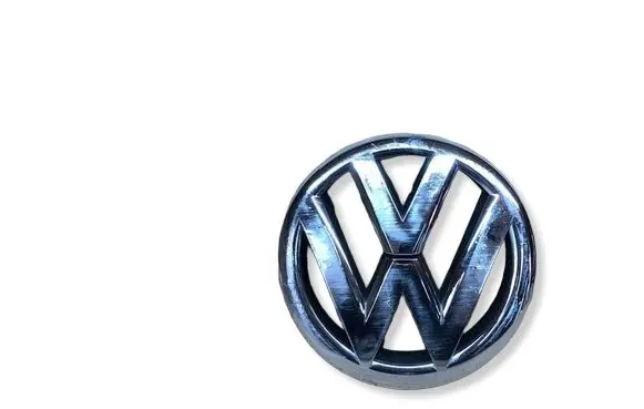 Volkswagen Golf VI Front bumper upper radiator grill 5K0853601F