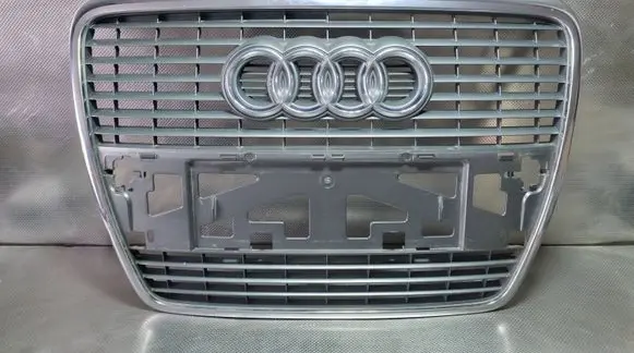 Audi A6 S6 C6 4F Front bumper upper radiator grill 4F0853651
