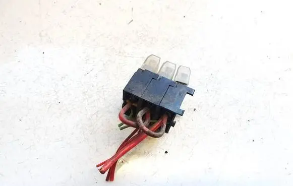 Toyota Avensis T220 Fuse box set